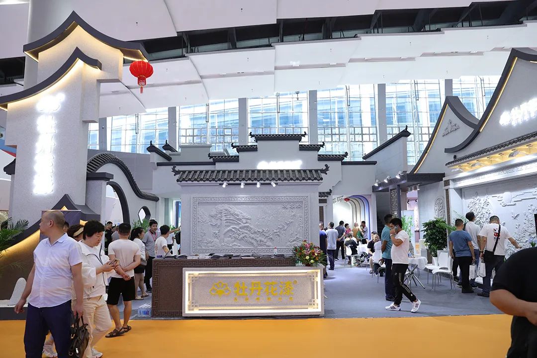 探&middot;广州建博会 | 内外兼修，牡丹花漆敢于争锋（含探馆视频）