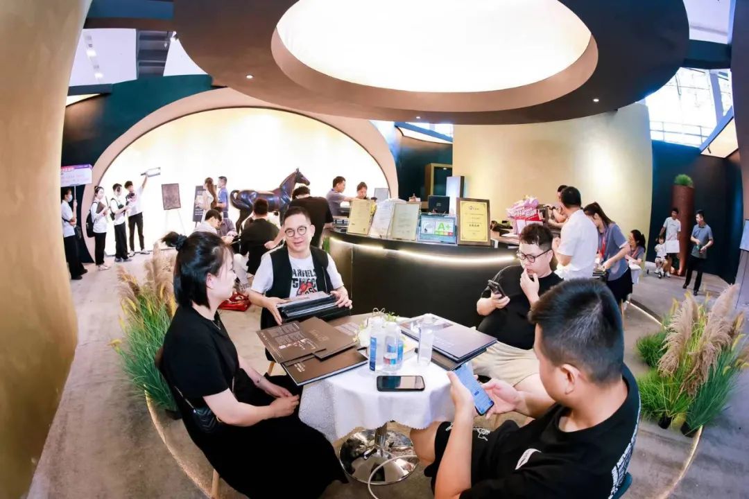 探&middot;广州建博会 | &ldquo;首秀&rdquo;即&ldquo;王炸&rdquo;， 低调的意库马做了哪些高调的事？