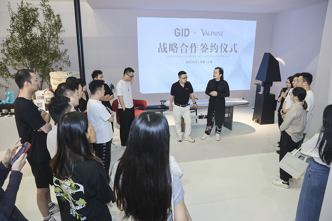 向艺术致敬，创行业巅峰！VALPAINT&times;曾建龙联名款产品系列首发暨GID&times;VALPAINT战略合作签约仪式