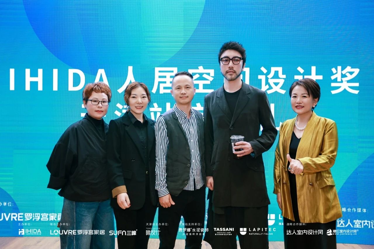 d987ab9ae336fecb9c1e99abd8f6774c.jpg 32.jpg