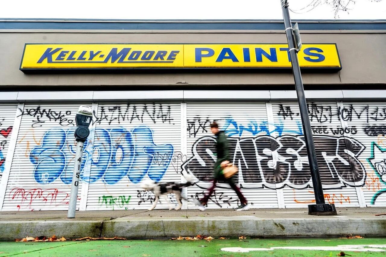 易主之后：Kelly-Moore 如何用&ldquo;双线逻辑&rdquo;守住八十年的匠造底色？