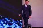东方雨虹李卫国：从养猪草根到逆袭百亿